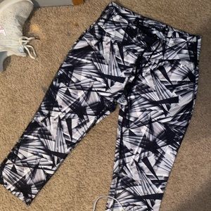 athletic leggings